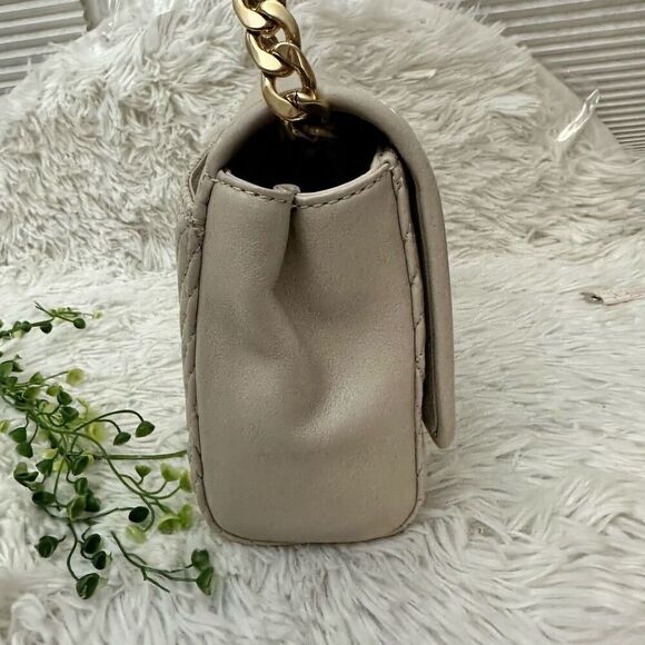 Talbots Off White Quilted Genuine Leather Chain‎ Strap Turn lock Shoulder Bag - Picture 3 of 12